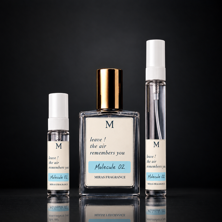 عطر مولکول ۰۲ از اسنتریک مولکولز | Escentric Molecules Molecule 02 ؛ یونیسکس ؛ امبری ؛ پوستی و لذت بخش
